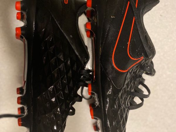 Nike Tempo football boots