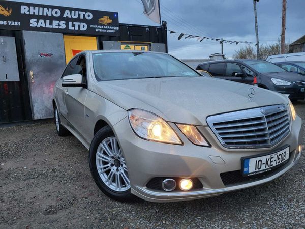 Mercedes-Benz E-Class, 2010. Low milage