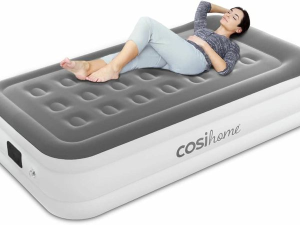 Single Sized Air Bed - Premium Single Air Mattress With a Built-in Electric Pump, Integrated Raised Pillow and Storage Bag