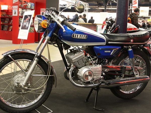 Yamaha 125 as3