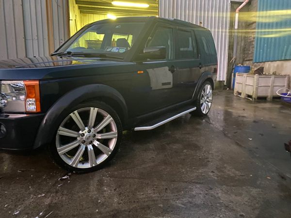 Land Rover Discovery 3    5 seat crew cab
