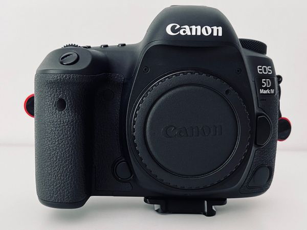 Canon EOS 5D Mark IV - Mint Condition