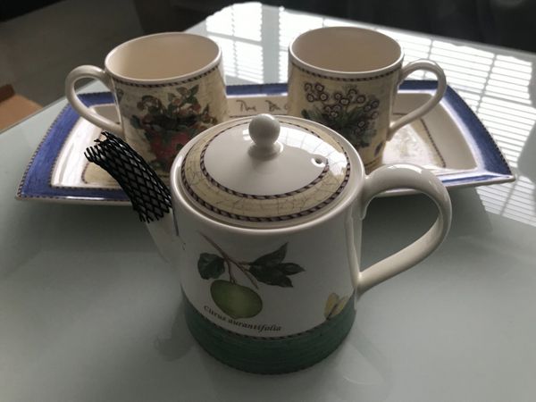 Exclusive WEDGWOOD  tea set for sale