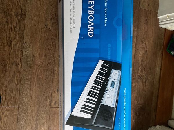 Yamaha Digital Keyboard YPT200