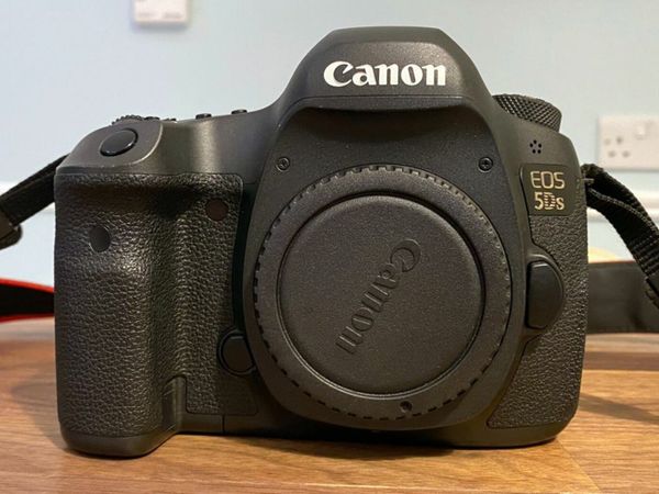 Canon 5Ds camera body