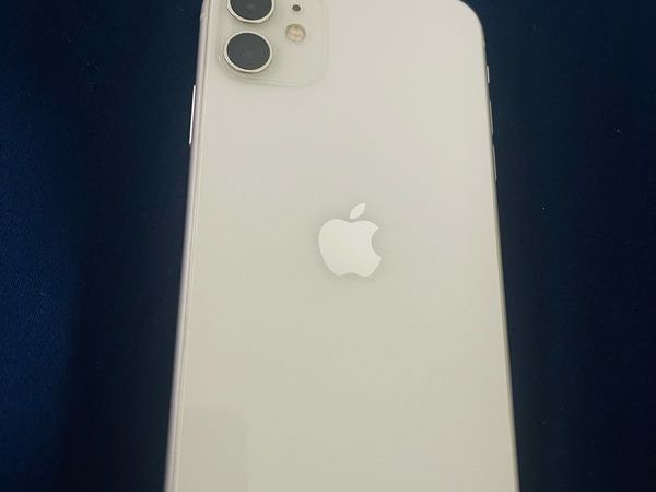 iPhone 11 128Gb white