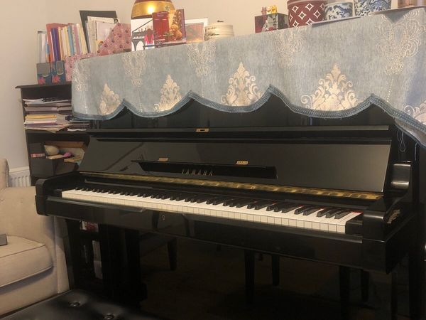 yamaha UX-3 upright piano