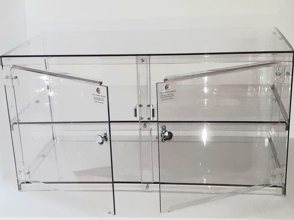Clear Display Cabinet ( New )