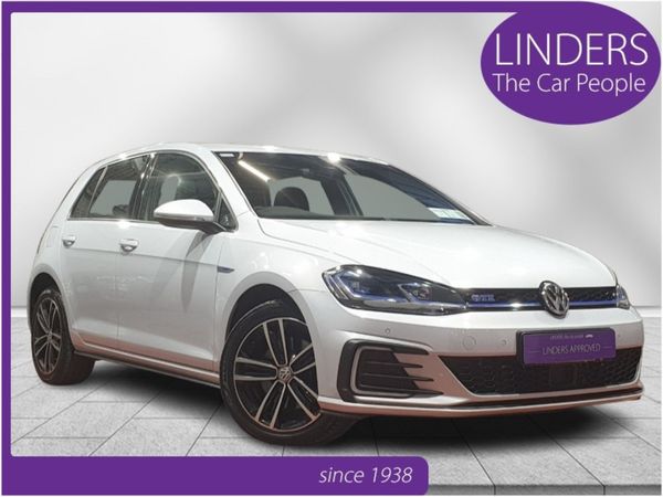 Volkswagen Golf Hatchback, Petrol Hybrid, 2018, Silver