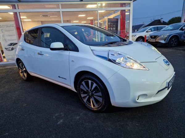 Nissan Leaf Hatchback, Electric, 2017, White