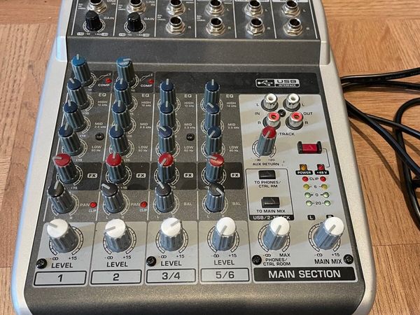 Mixer ideal for podcasting