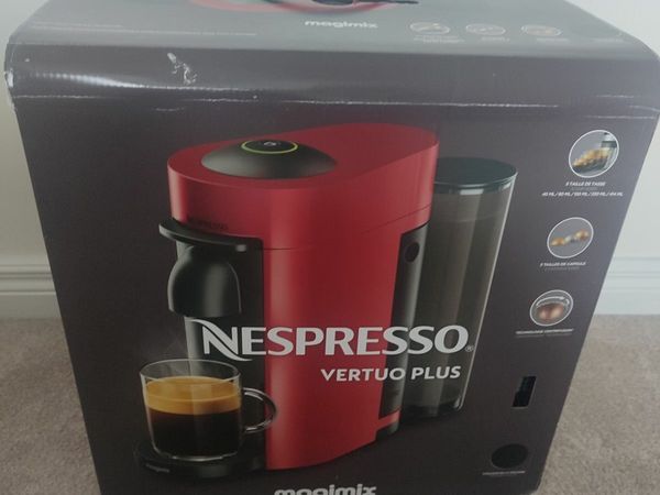 Nespresso Vertuo plus Magimix Coffee machine