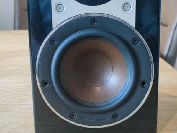 Dali Opticon 1 speakers