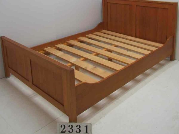 Double 4ft6 bed frame.   #2331