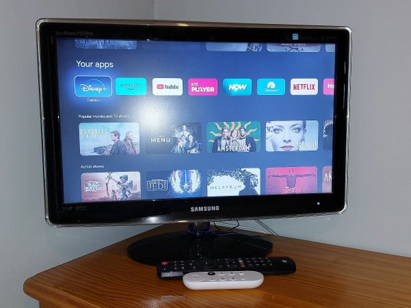Samsung 22" TV / Monitor + Google TV