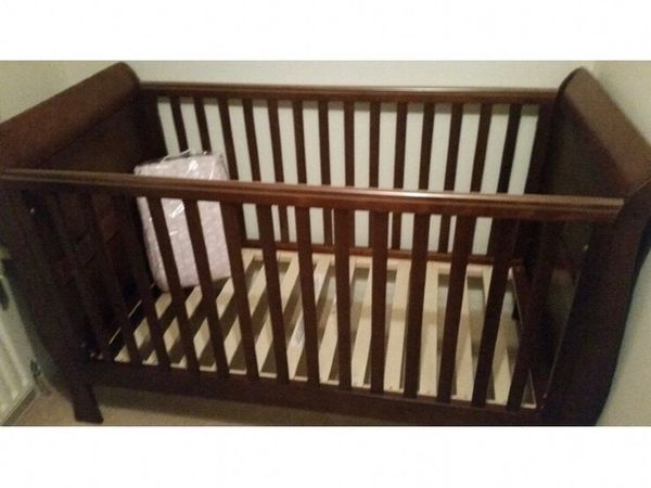 Cot/sleigh toddler bed