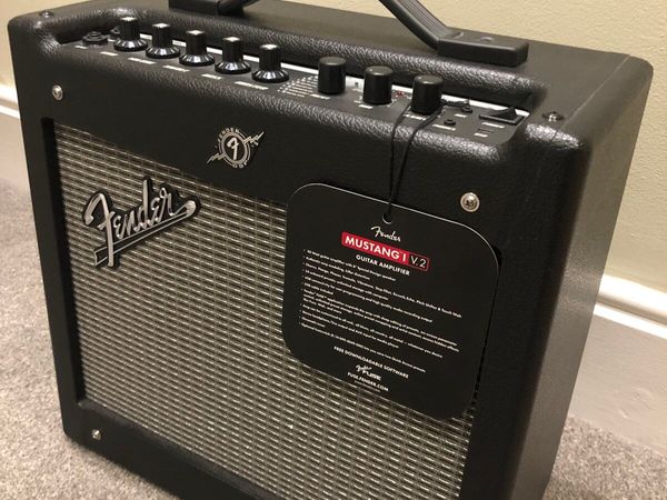 Fender Mustang 1  V.2 Guitar Amplifier