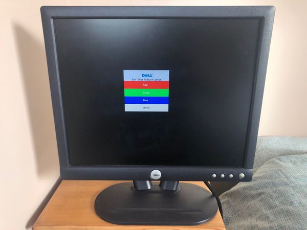 Dell 17" Computer Monitor E173FPF - LCD - VGA - With Power Cable