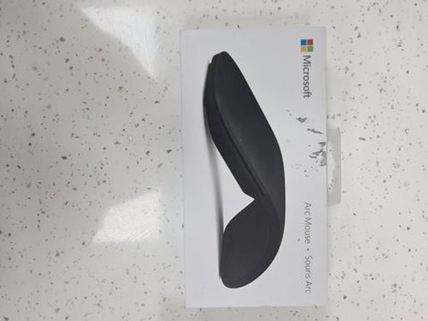 Microsoft Arc Mouse & Microsoft Surace Earbuds