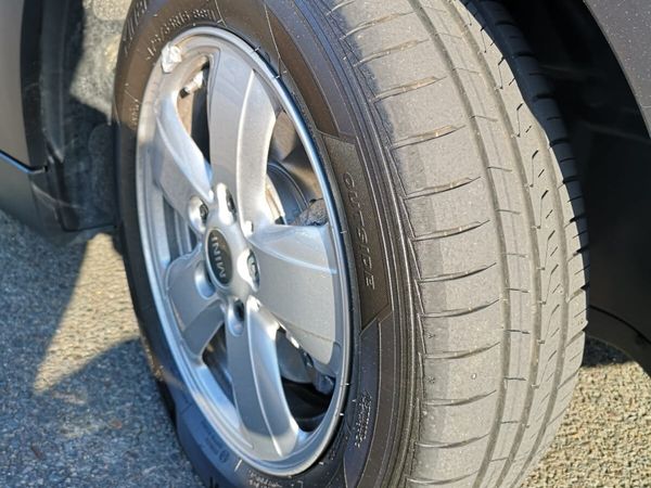 Mini Cooper wheels tyres and alloys
