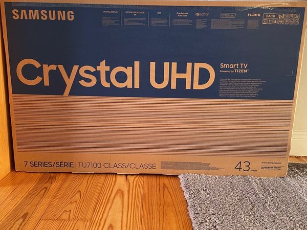 Samsung Crystal UHD 7 Series 43 inch TV