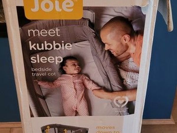 Joie Kubbie Travel cot