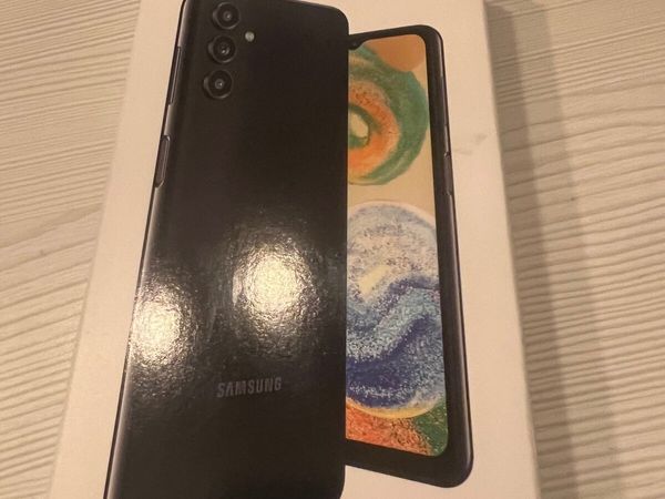 Samsung galaxy A04S 32gb brand new unlocked