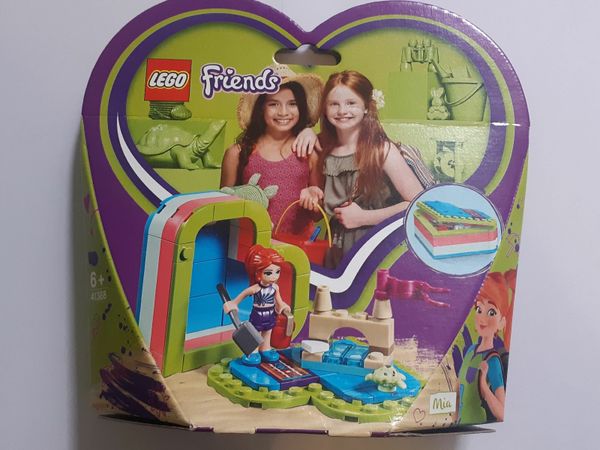 Lego Friends Mia Summer Heart Box new unopened but the box is damaged a little bit Please look at the pictures