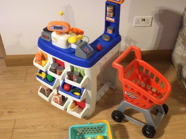 Kids supermarket + trolley + foods