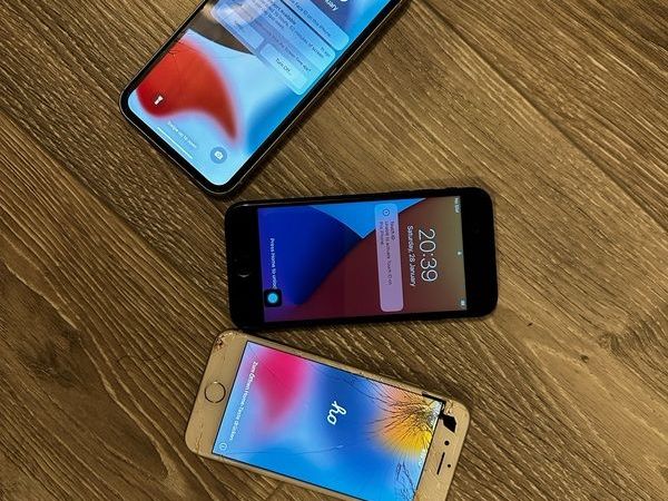 IPhone 11, iPhone 7 black , iPhone 7 silver