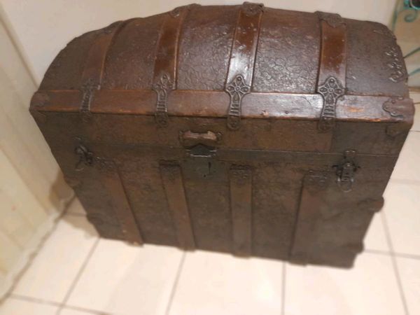 An early 19th Century Steamer Travel Trunk