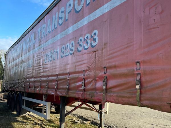 45 foot curtain side trailer