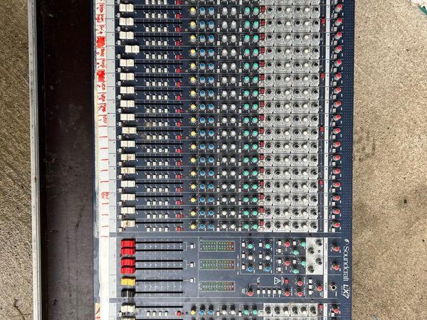 Soundcraft desk mixer