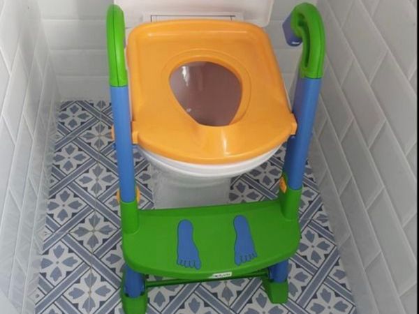 Toilet traning seat