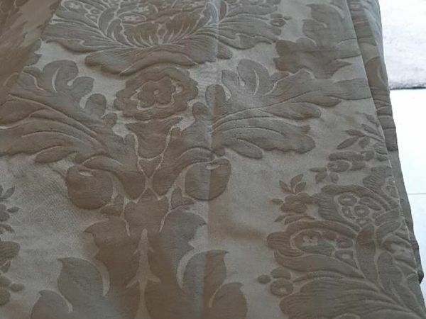 Pair of Fully lined Curtains