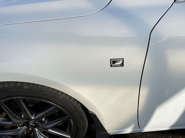 Lexus IS Saloon, Petrol Hybrid, 2018, White