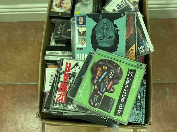 Cassettes and CDs 70s, 80s, 90s classics