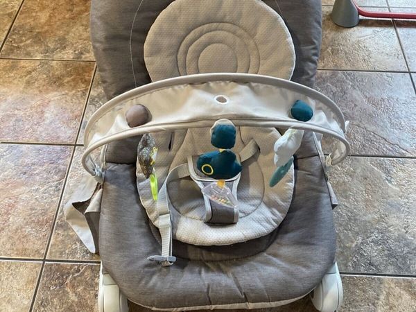 Chicco baby bouncer -AS NEW