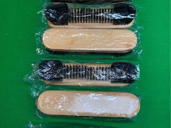 Pool and snooker brushes