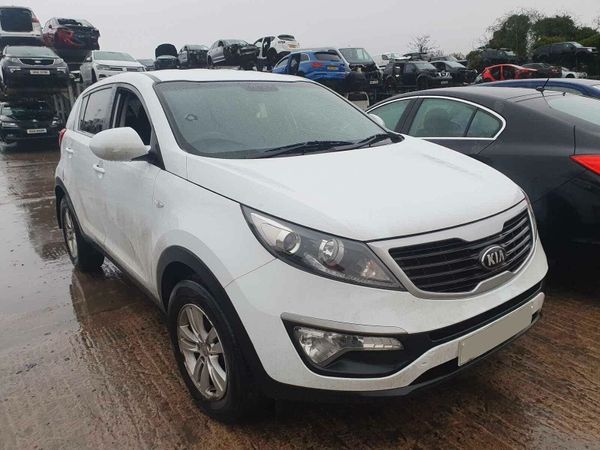 2013 Kia Sportage Complete Front End Assembly