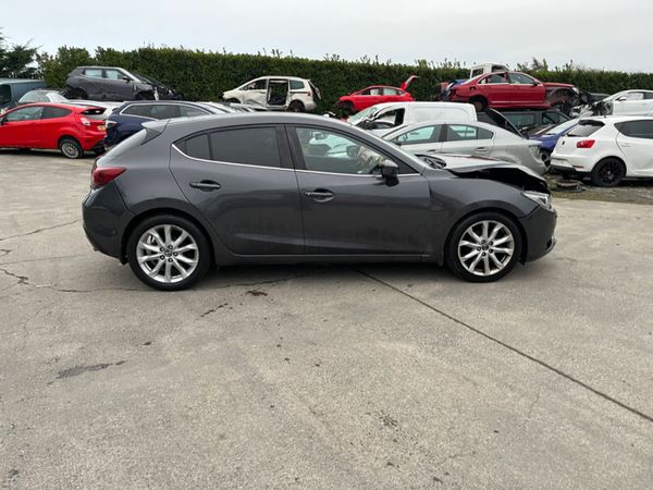 Mazda 3 , Diesel, 2016, 