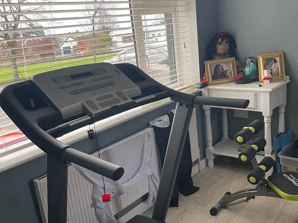 treadmill and ab machine