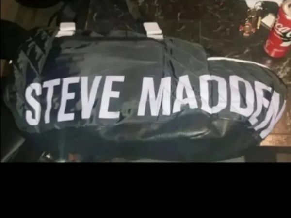 Steve Madden weekend bag