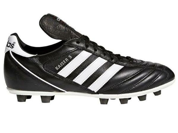 Kaiser 5 football boots