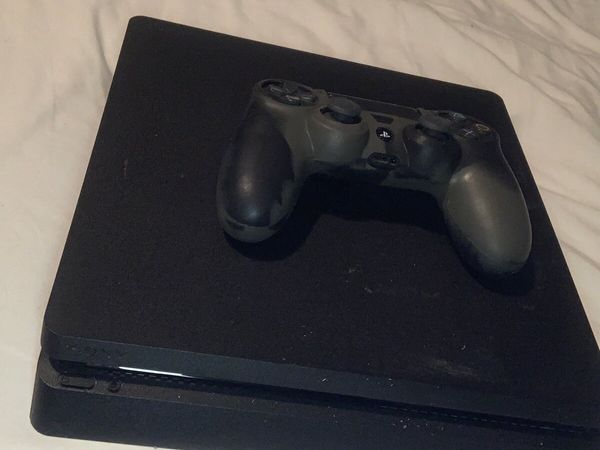 Ps4 barely used
