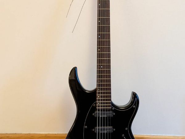 Cort G250 guitar