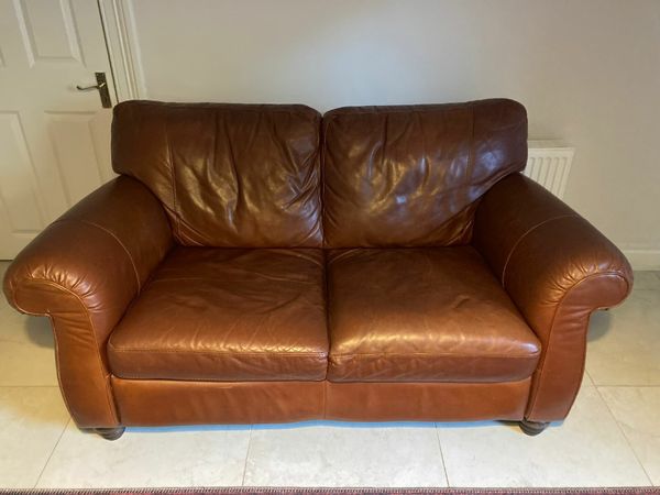 Natuzzi couch (2 seater)