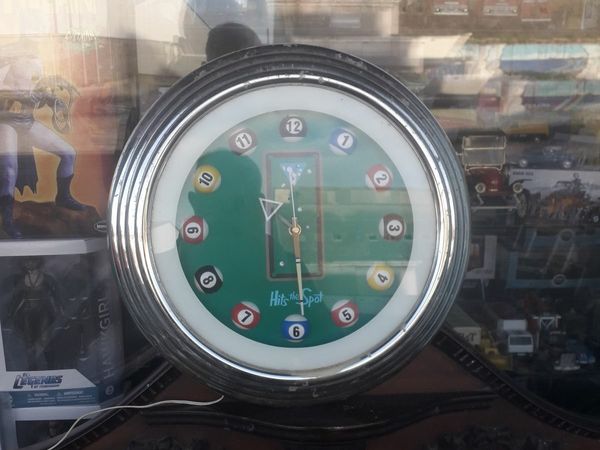 Guinness Pub Snooker Pool Clock