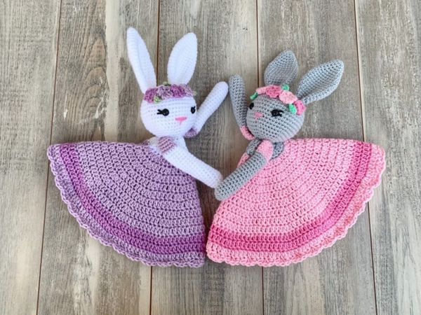 Crochet baby comforters