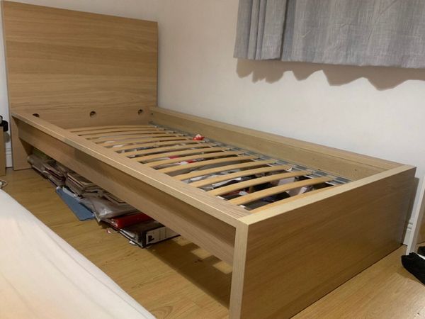 Single bed - IKEA Malm oak